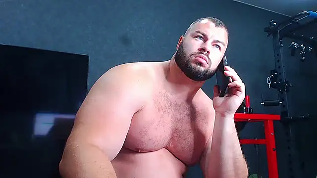 muscularjohnforuXn Live-seksikameraesitys