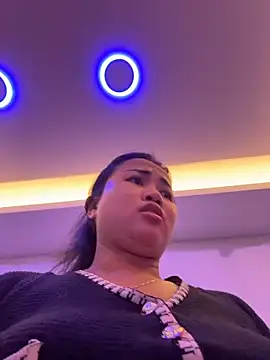Bella_nasty69 লাইভ চ্যাট রুম