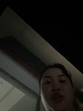 חדר צ'אט בשידור חי של Bella_nasty69