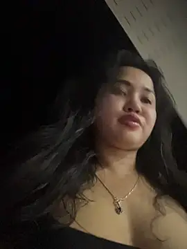 Bella_nasty69's Live Chat Room