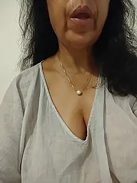 NakedMILFx – live chatrum