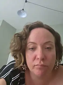 julimonroe Cameră chat live