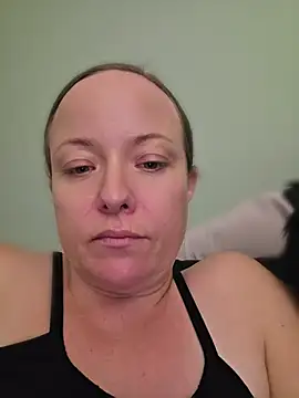 Chat soba uživo modela julimonroe