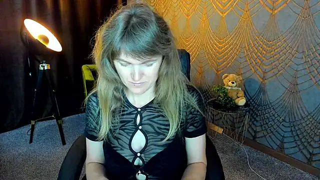 Anabell_xxx 现场性爱视讯表演