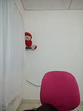 Sala de chat en directo de lorenita_88