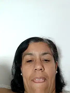 חדר צ'אט בשידור חי של Molly_newman6