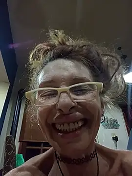 FrozenWaffle Live chatroom