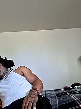 Živá chatovací místnost TooGoodConway23