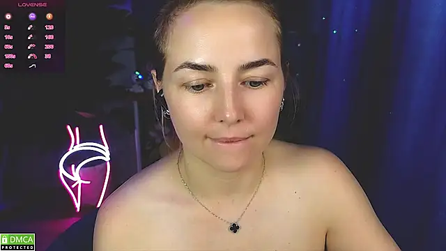 Chat soba uživo modela Mira_Mermayd