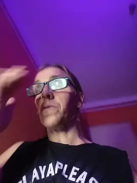 Dettybitch40 실시간 채팅방