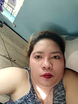 Chat ao vivo de naughtiestmumknky99