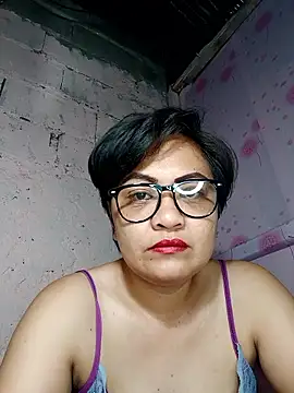 pussylicous – live chatrum