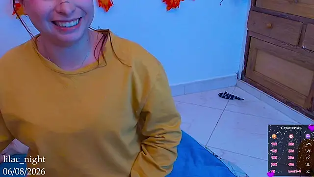 lilac_night33n Live chat-huone