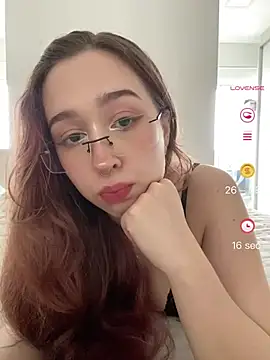 tsuki_chan_on Adlı Modelin Canlı Sohbet Odası