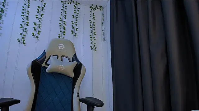 KarlaSim Cameră chat live