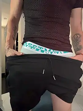 Chat soba uživo modela strongboy_