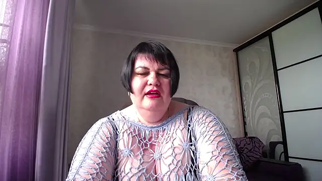 Chat ao vivo de AlluringCurves