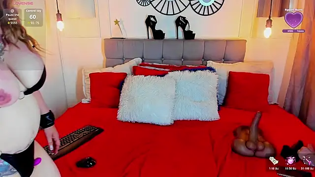 Ashley_Beenson Adlı Modelin Canlı Sohbet Odası