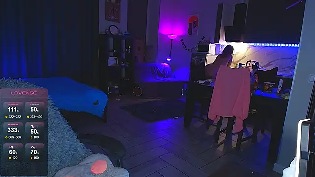 Chat soba uživo modela NicoleFancy