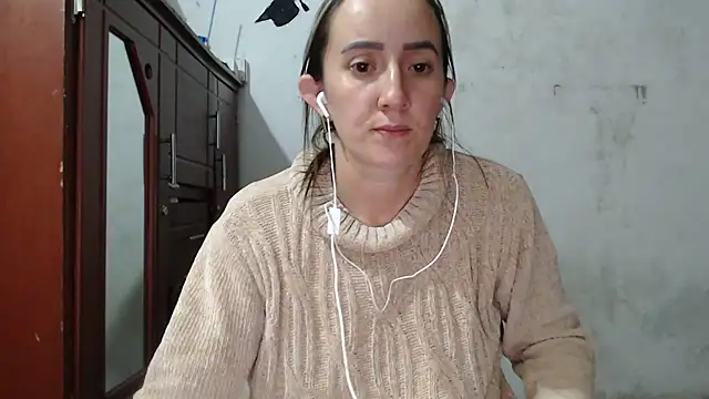 DeepAnal07 Adlı Modelin Canlı Sohbet Odası