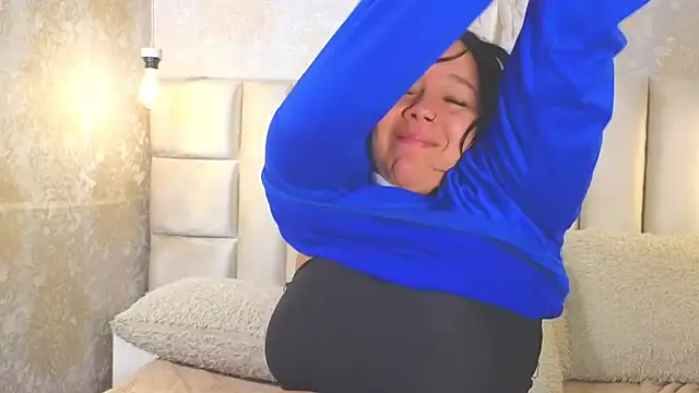 EmilyQueen3x Live Chatrum