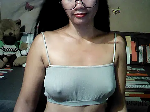 Mia_Rein Adlı Modelin Canlı Sohbet Odası