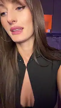 عرض كام Cartier_G الجنسي المباشر
