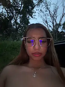 Sala de chat ao vivo de belaa_1
