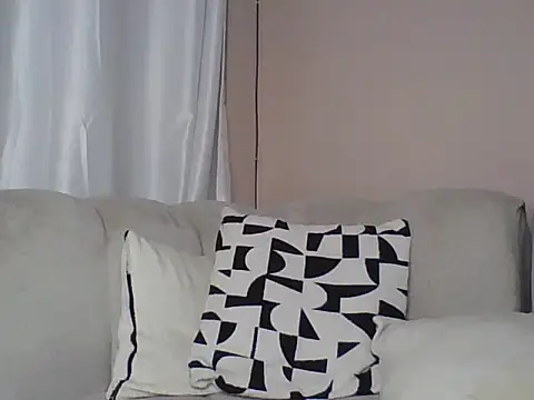 Živá chatovací místnost larenshines