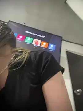 Chatroom en direct de horny__molly_