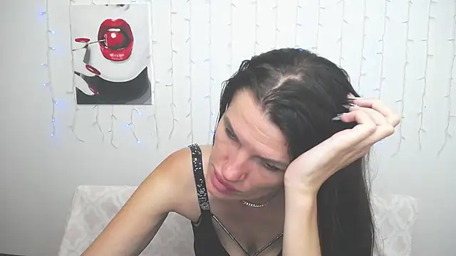 MilaLoona – live chatrum