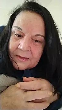 Yaya_Mineira Live chatroom