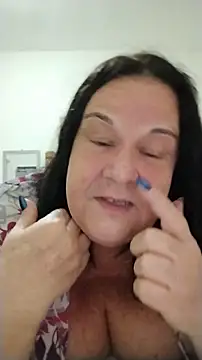 Yaya_Mineira live-chat rom