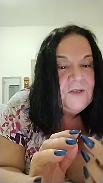 Yaya_Mineira Live chatroom