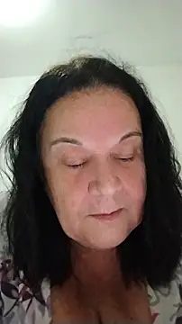 Yaya_Mineira live-chat rom
