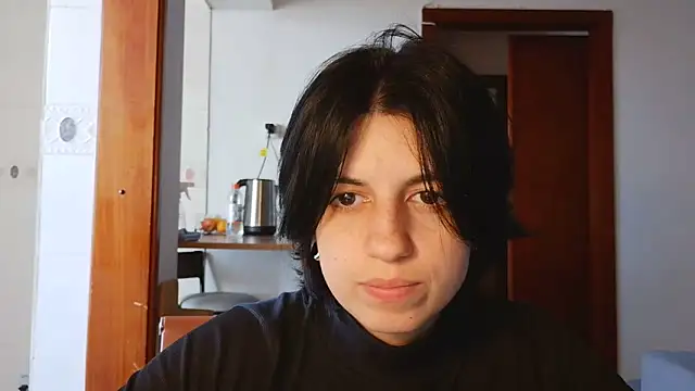 Chat soba uživo modela kyslrana