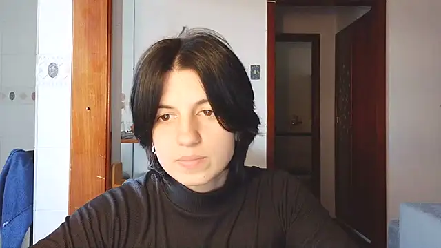 חדר צ'אט בשידור חי של kyslrana