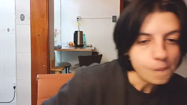 ห้องแชทสดของ kyslrana