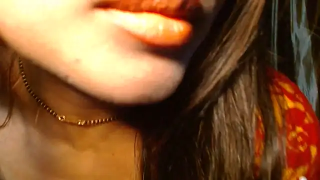 Wow_Lovely_ Adlı Modelin Canlı Sohbet Odası