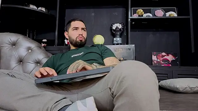 عرض كام matteosantos الجنسي المباشر