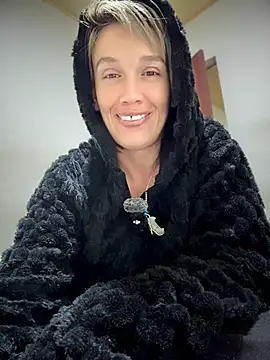 Chatroom en direct de MARILYNMADELENAKOVANOVA