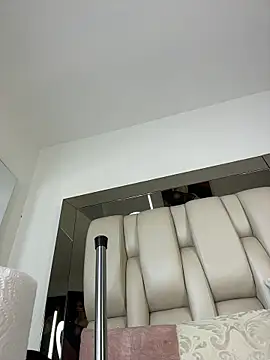 ALISSON_FOXXX1 Live Chatraum