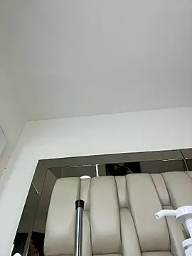 ALISSON_FOXXX1 现场聊天室