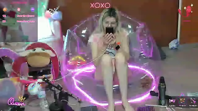 Skinygirln Live chat-huone