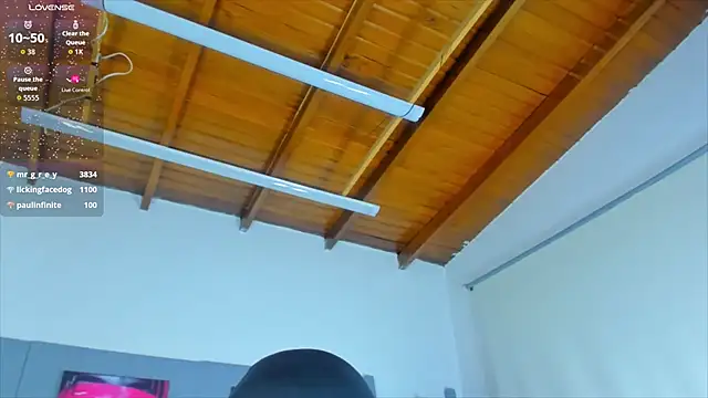 Chat ao vivo de AlessiaMarcu-