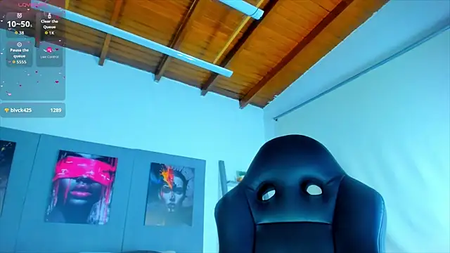 Živá chatovací místnost AlessiaMarcu-