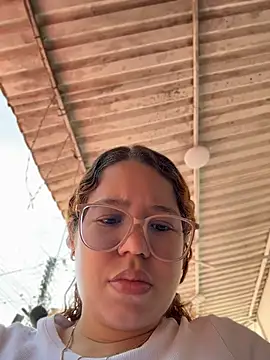 Lucyklein2022 – live chatrum