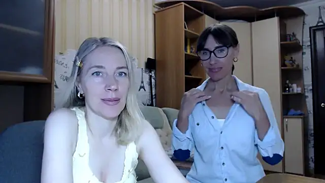 Živá kamerová sex show Javelinka