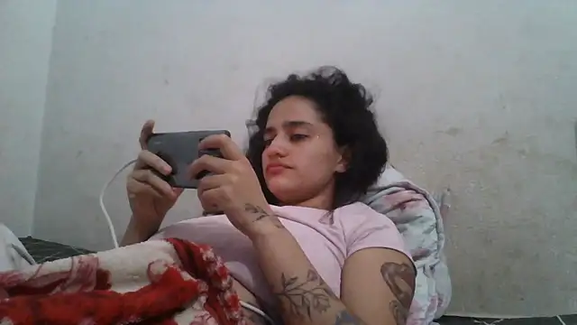 girl_tits: δωμάτιο απευθείας συνομιλίας