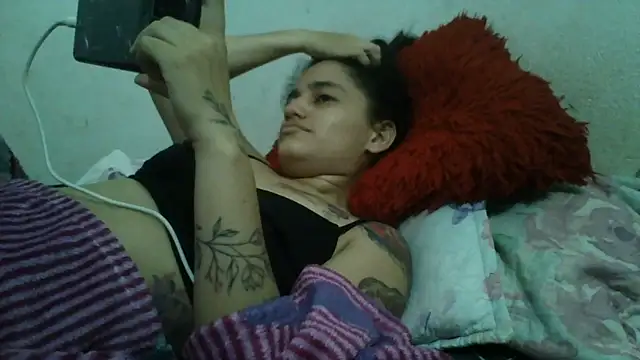 Živá chatovací místnost girl_tits